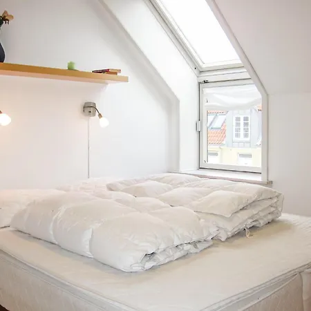 Stunning In With 1 Bedroom, Outdoor Swimming Pool And Wi-fi Apartamento