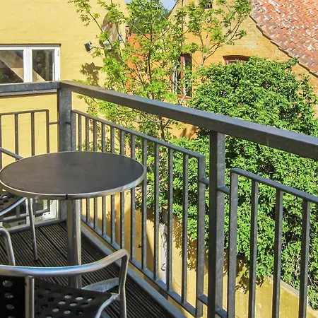 Apartamento Stunning In With 1 Bedroom, Outdoor Swimming Pool And Wi-fi Gudhjem